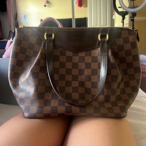 Louis Vuitton Westminster genuine leader shoulder bag